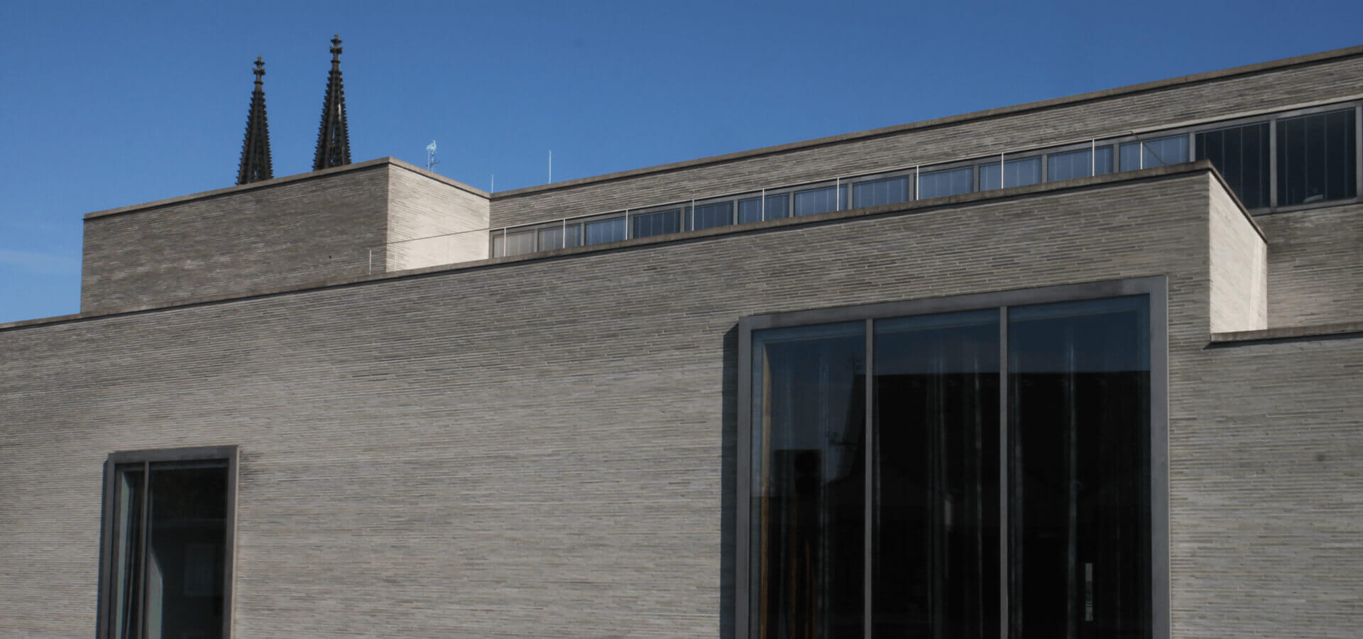 Kunstmuseum Kolumba mit Kölner Dom